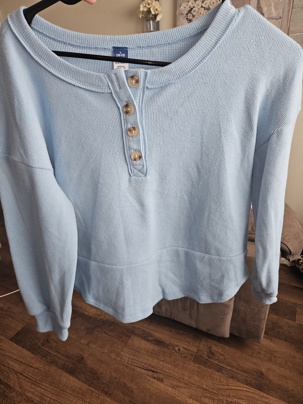 Old Navy Light Blue Girls SOFT Waffle Henley Top